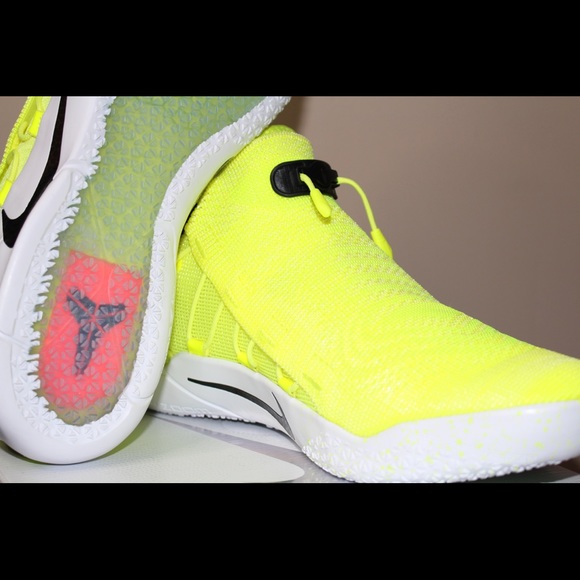 Kobe A.D. NXT HMD Volt - Picture 6 of 8